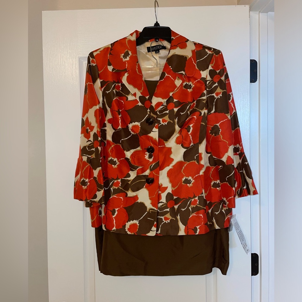 Women’s Suit